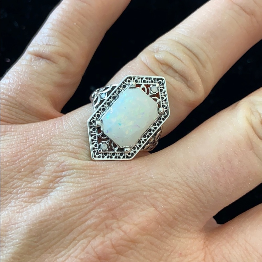Opal Antique Vintage Style Silver fashion ring - Picture 3 of 5